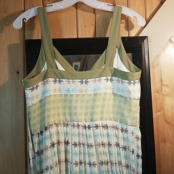 Robbie Bee Silk Dress - Picture 3 of 6